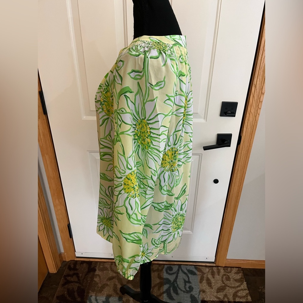 Women’s Lilly Pulitzer Elsa yellow silk top. Limoncello sunbelievable. Medium - Picture 4 of 14